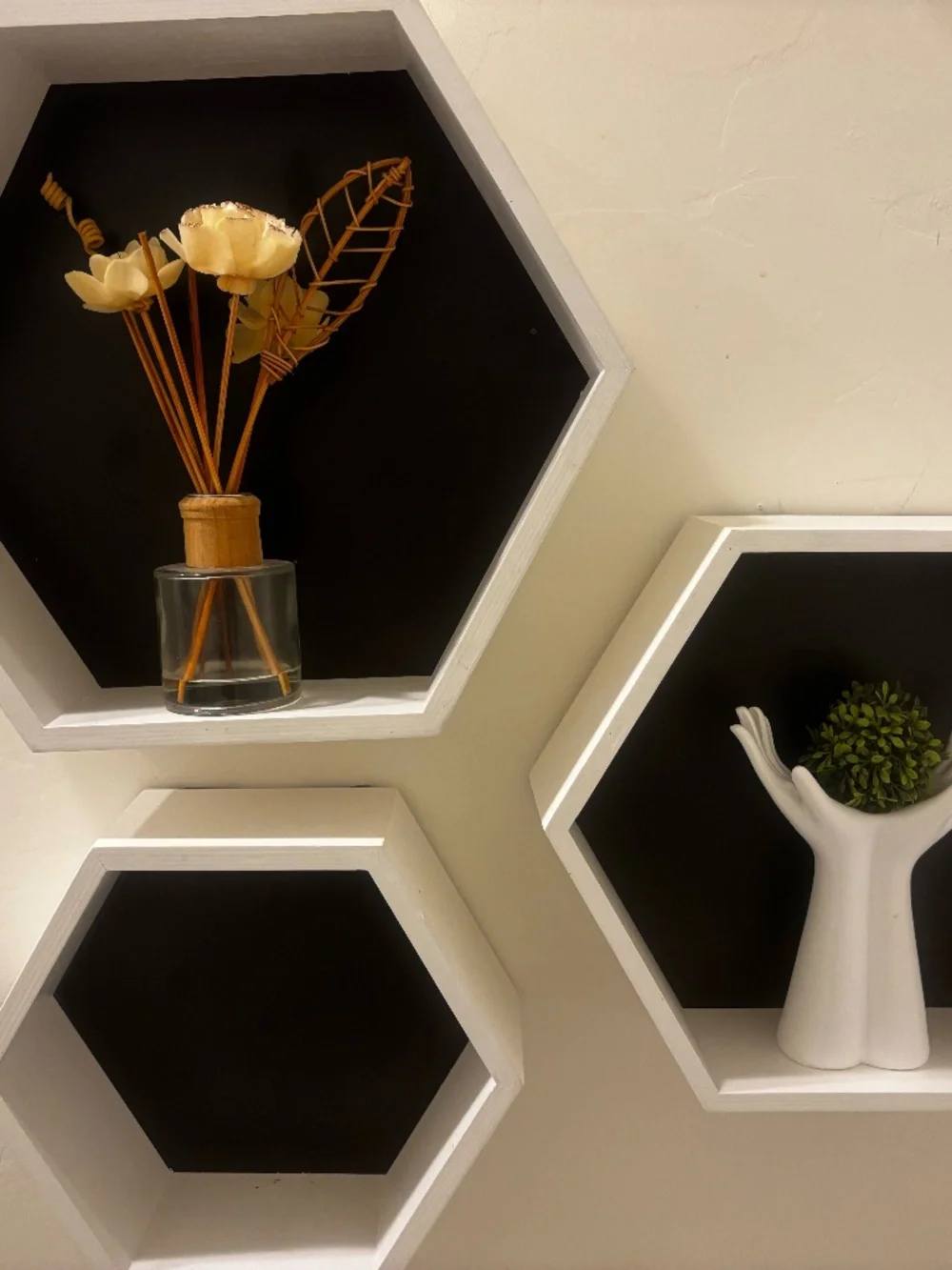 3 OCTAGON SHAPED SHELVES